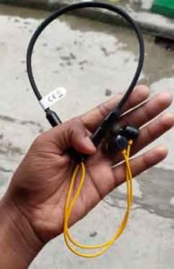 Realme Bluetooth Earphone with Upto 12 Hours Playback photo review